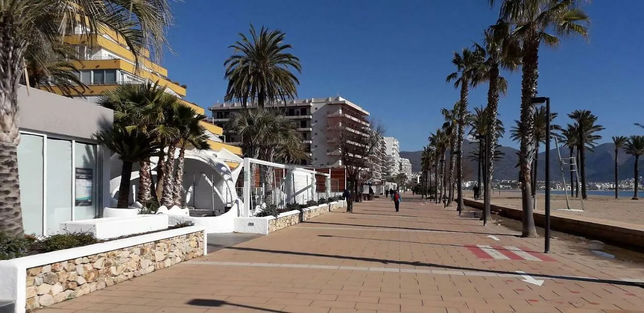 Appartement Proche Mer Avec Piscine Rosas 公寓